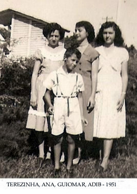 Familia José & Mercedes - 1951.jpg