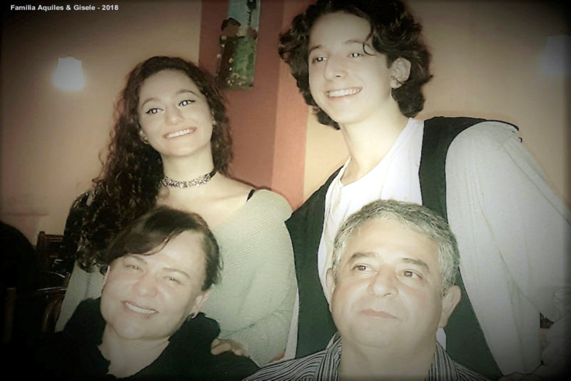 Família da Gisele - 2018.jpg