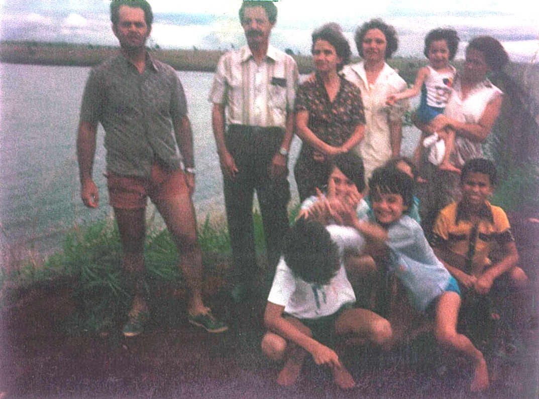 Família - 1977.jpg
