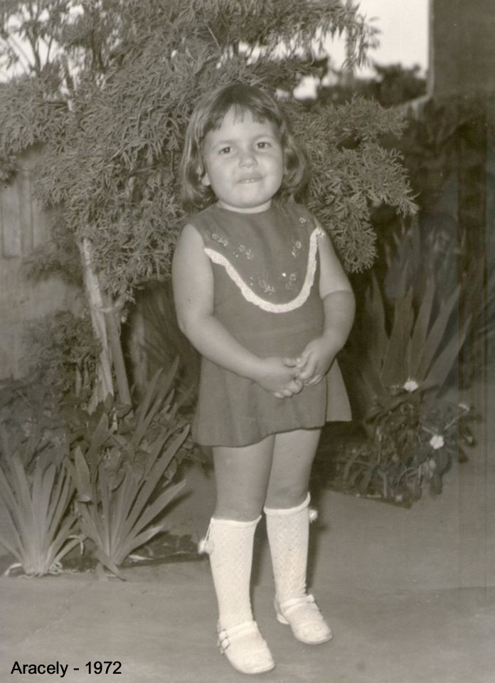 Família Demézia - Aracely 1972.jpg